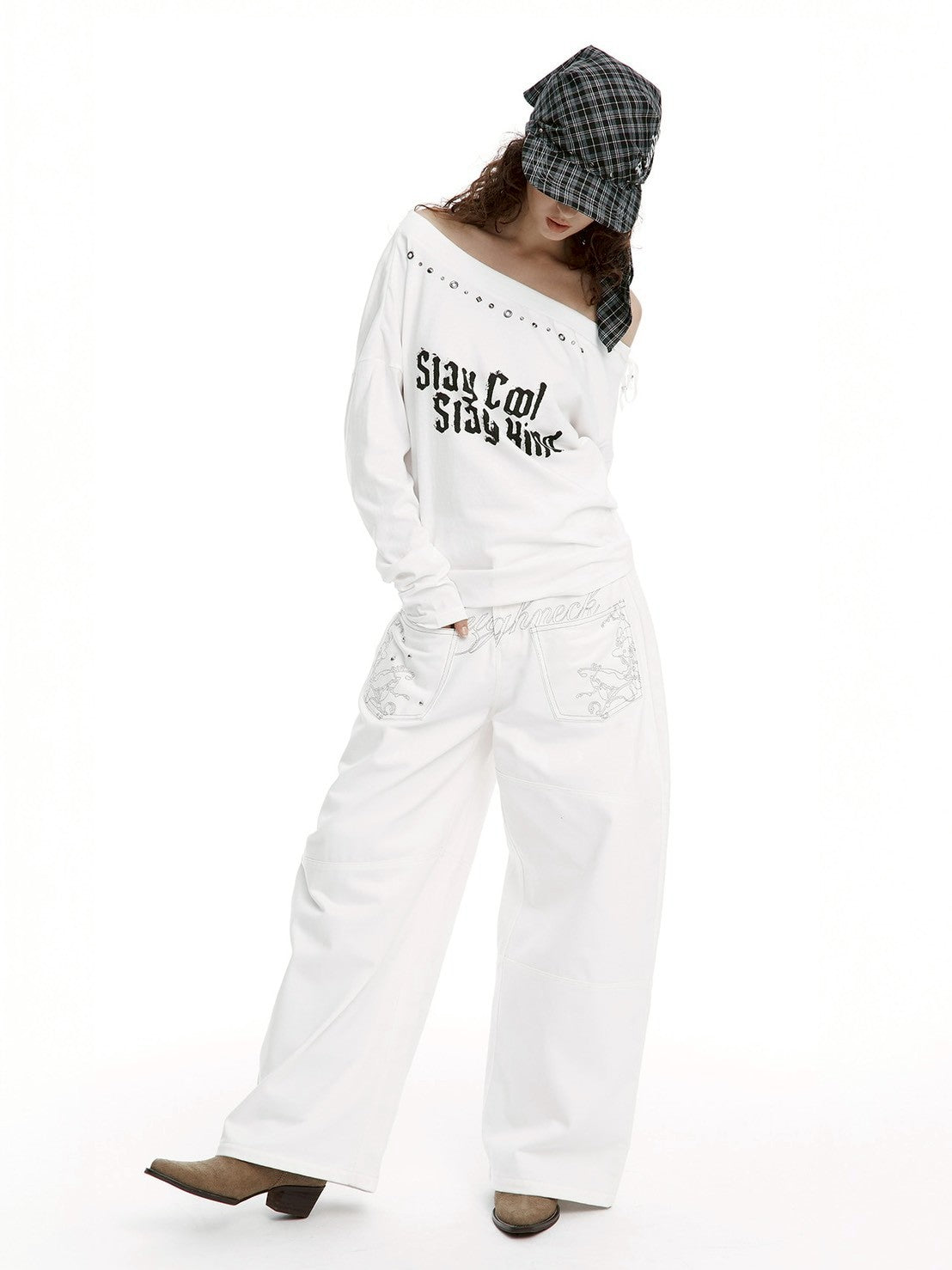 【ROUGH NECK】
Slay Off-Shoulder Top