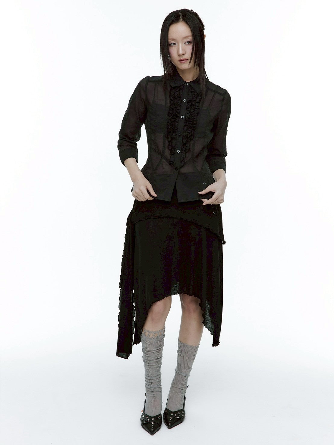 【ROUGH NECK】
Unbalanced Tie Knit Skirt