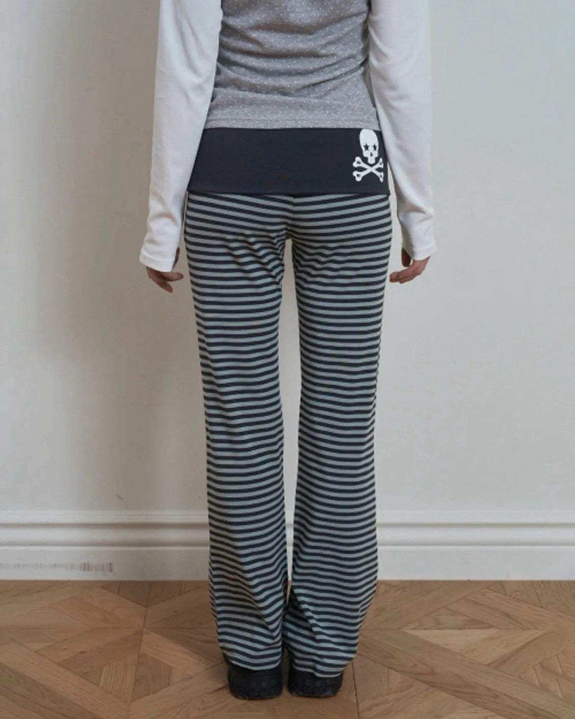 【SETUP-EXE】SKULL LOGO STRIPE FLARE PANTS