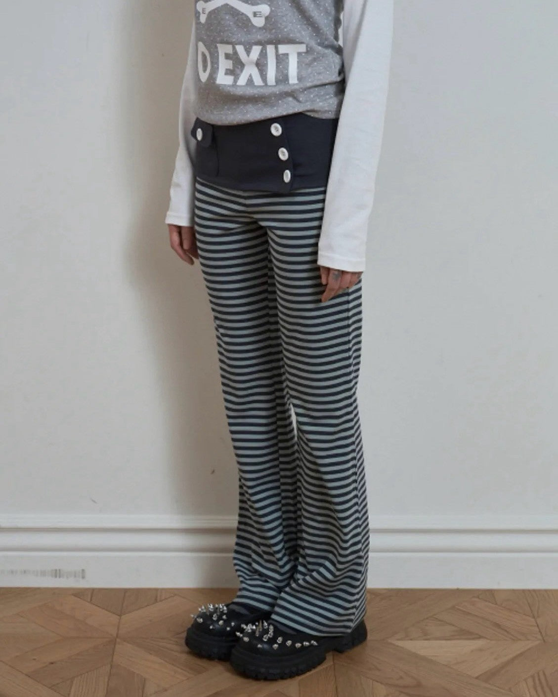 【SETUP-EXE】SKULL LOGO STRIPE FLARE PANTS