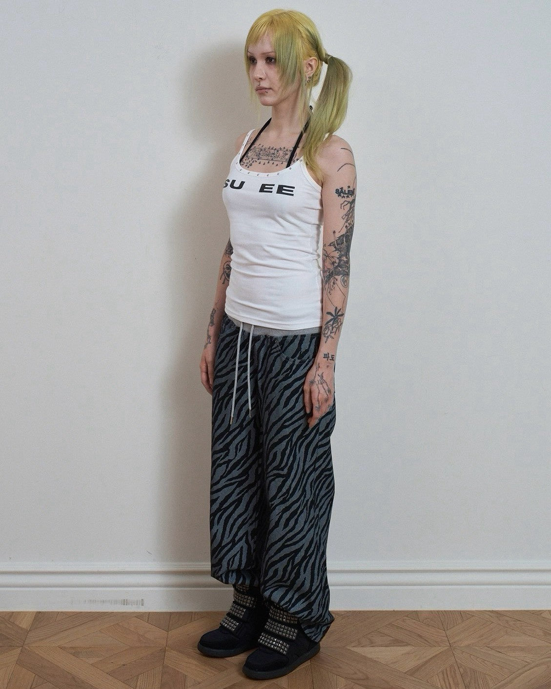 【SETUP-EXE】SU EE STUDDED SLEEVELESS