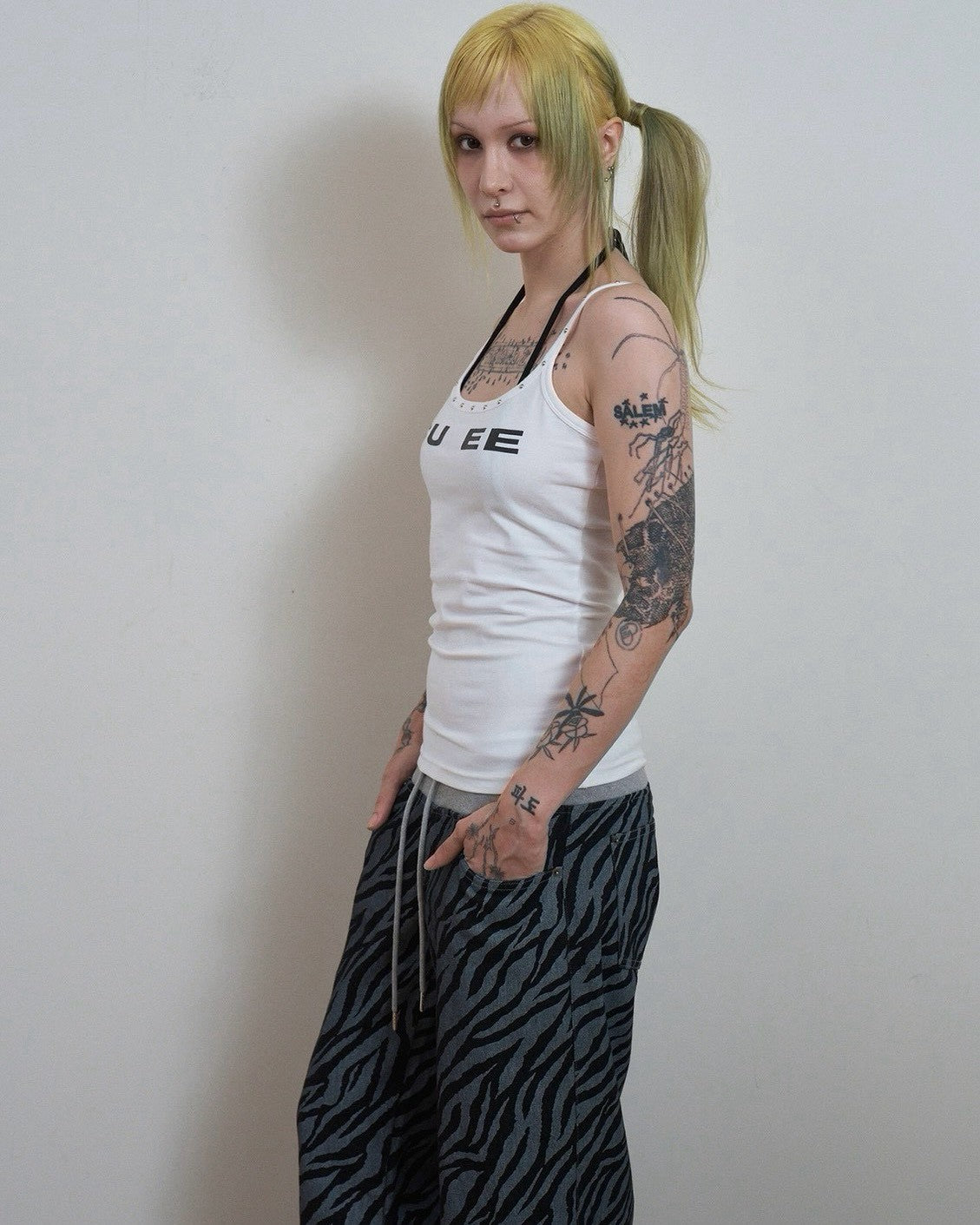 【SETUP-EXE】SU EE STUDDED SLEEVELESS