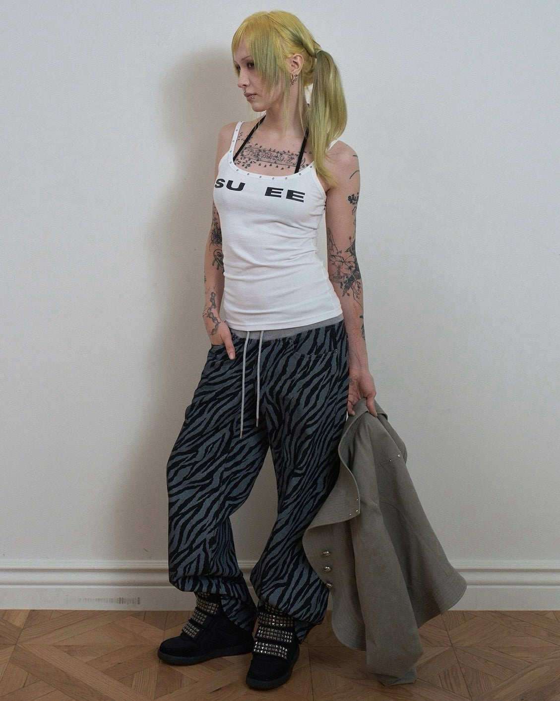 【SETUP-EXE】SU EE STUDDED SLEEVELESS