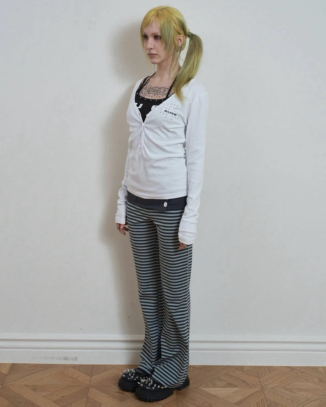 【SETUP-EXE】DEEP V-NECK BUTTON TOP