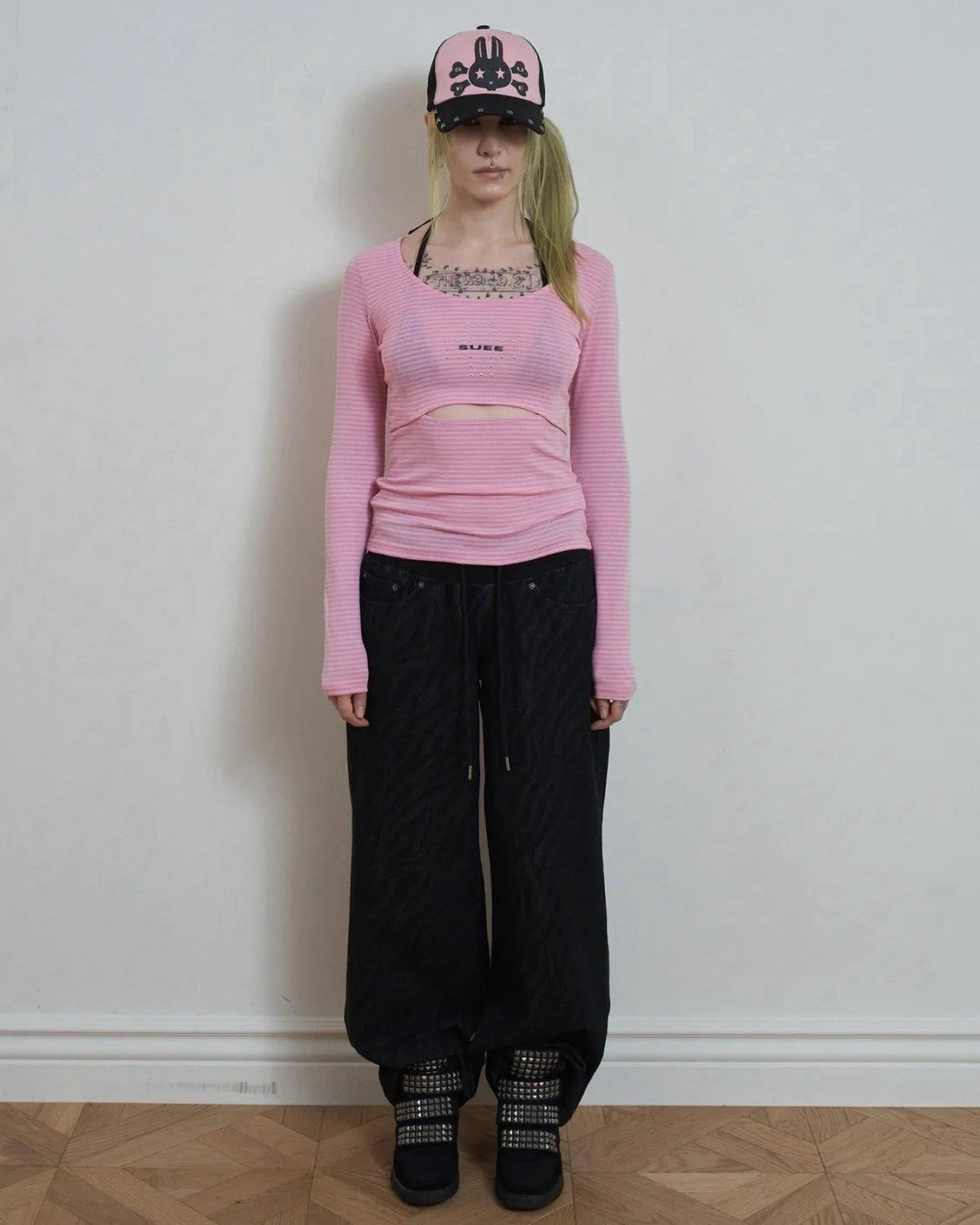 【SETUP-EXE】STRIPED U-NECK SLIT TEE