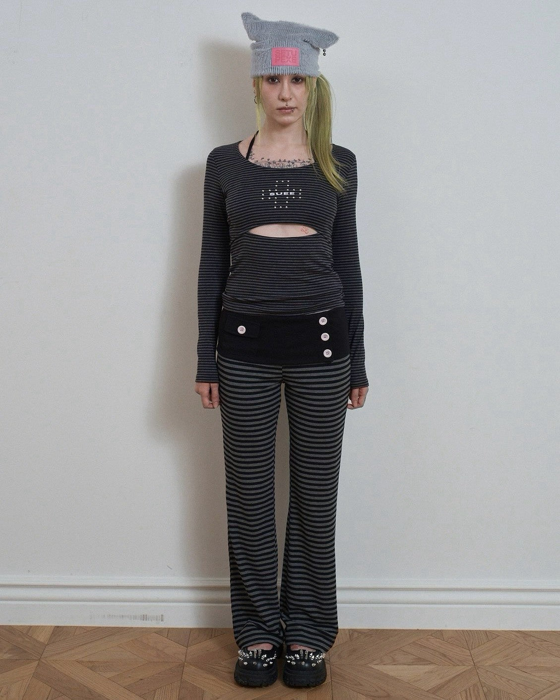 【SETUP-EXE】SKULL LOGO STRIPE FLARE PANTS
