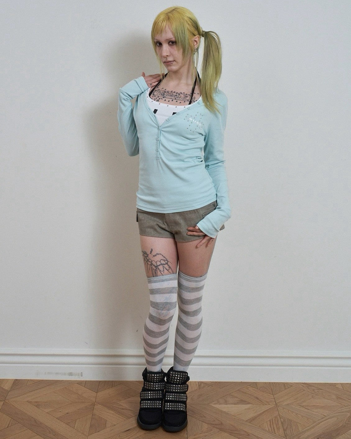 【SETUP-EXE】DEEP V-NECK BUTTON TOP