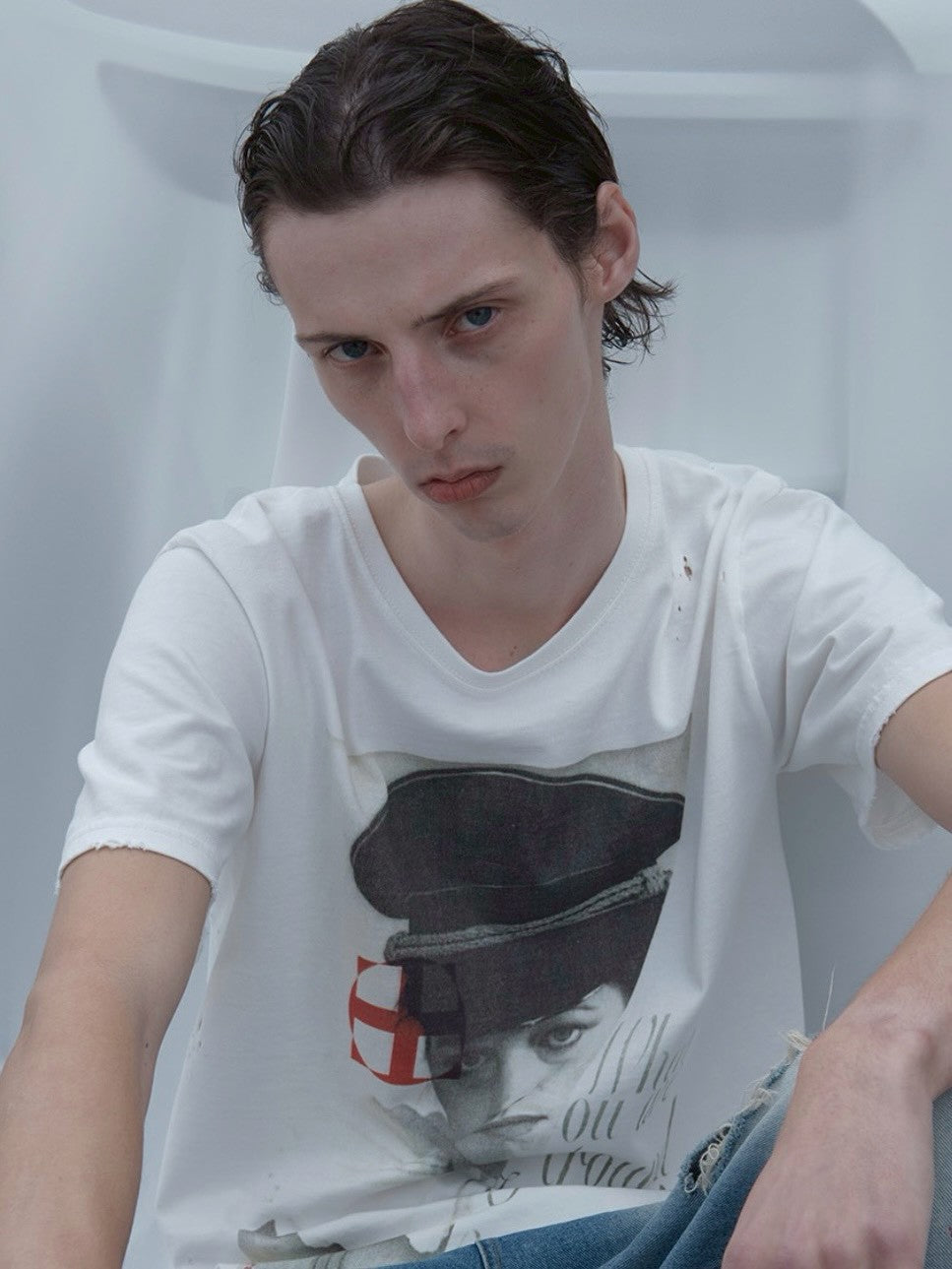SUNDAY OFF CLUB】The Night Porter Distressed T-Shirt – PRESSING