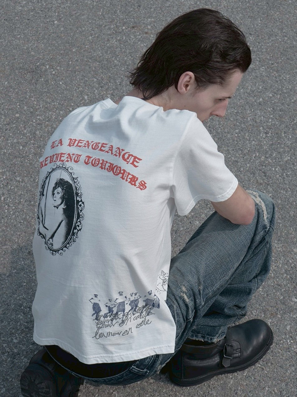 【SUNDAY OFF CLUB】Le Cercle Rouge Rhinestone T-Shirt