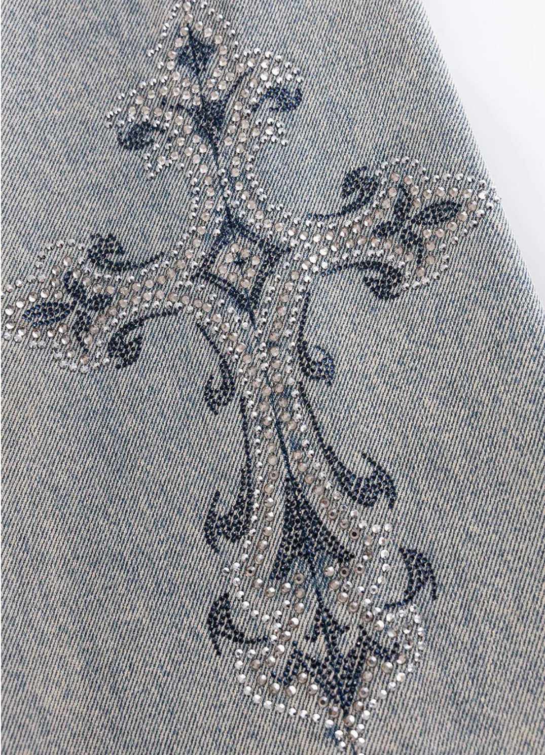 【SUPPLIER】Royal Cross Rhinestone Baggy Denim Shorts