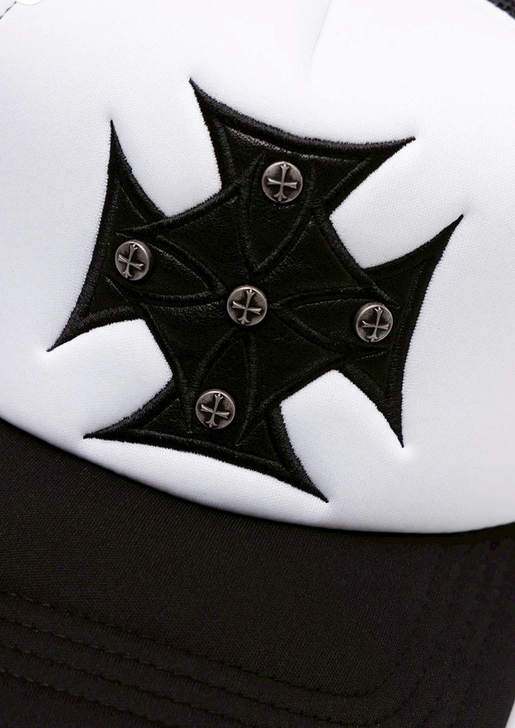 【SUPPLIER】Iron Cross Leather Patch Mesh Cap