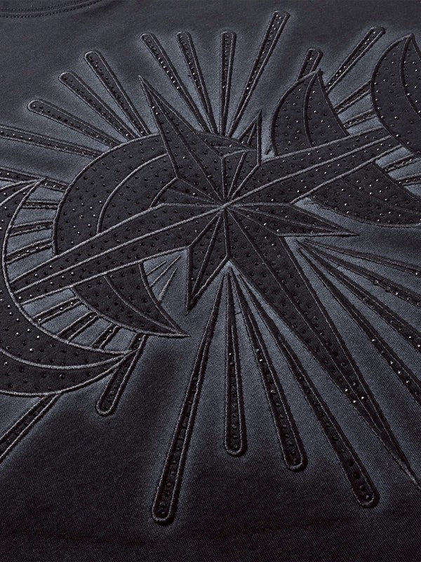 【The Boy Has No Patience】STAR EMBROIDERY PATCH & RHINESTONE S/S TEE