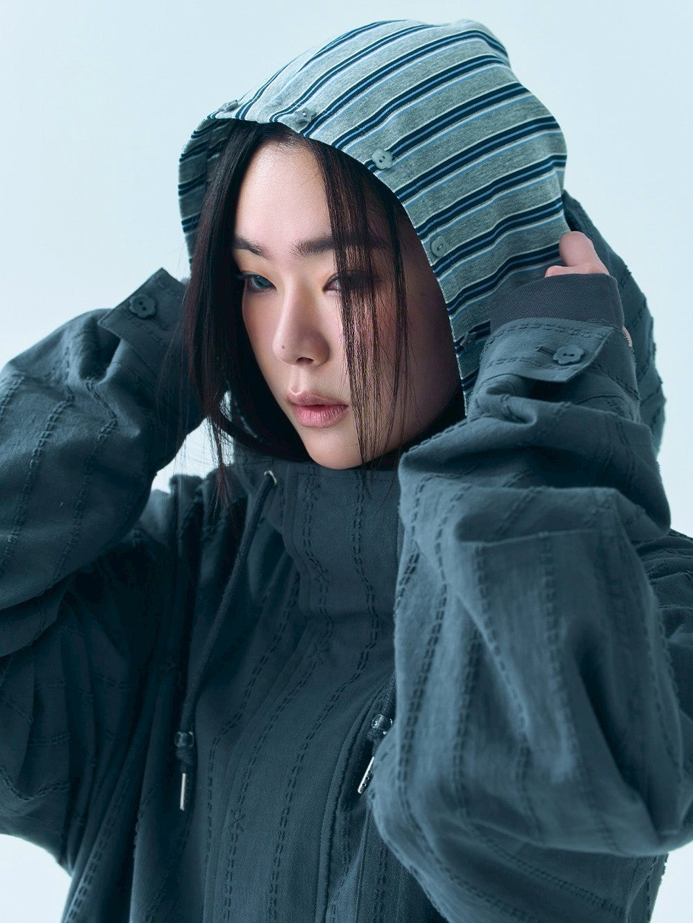 【TUOMIO】BUTTON STRIPE HOOD ZIP-UP