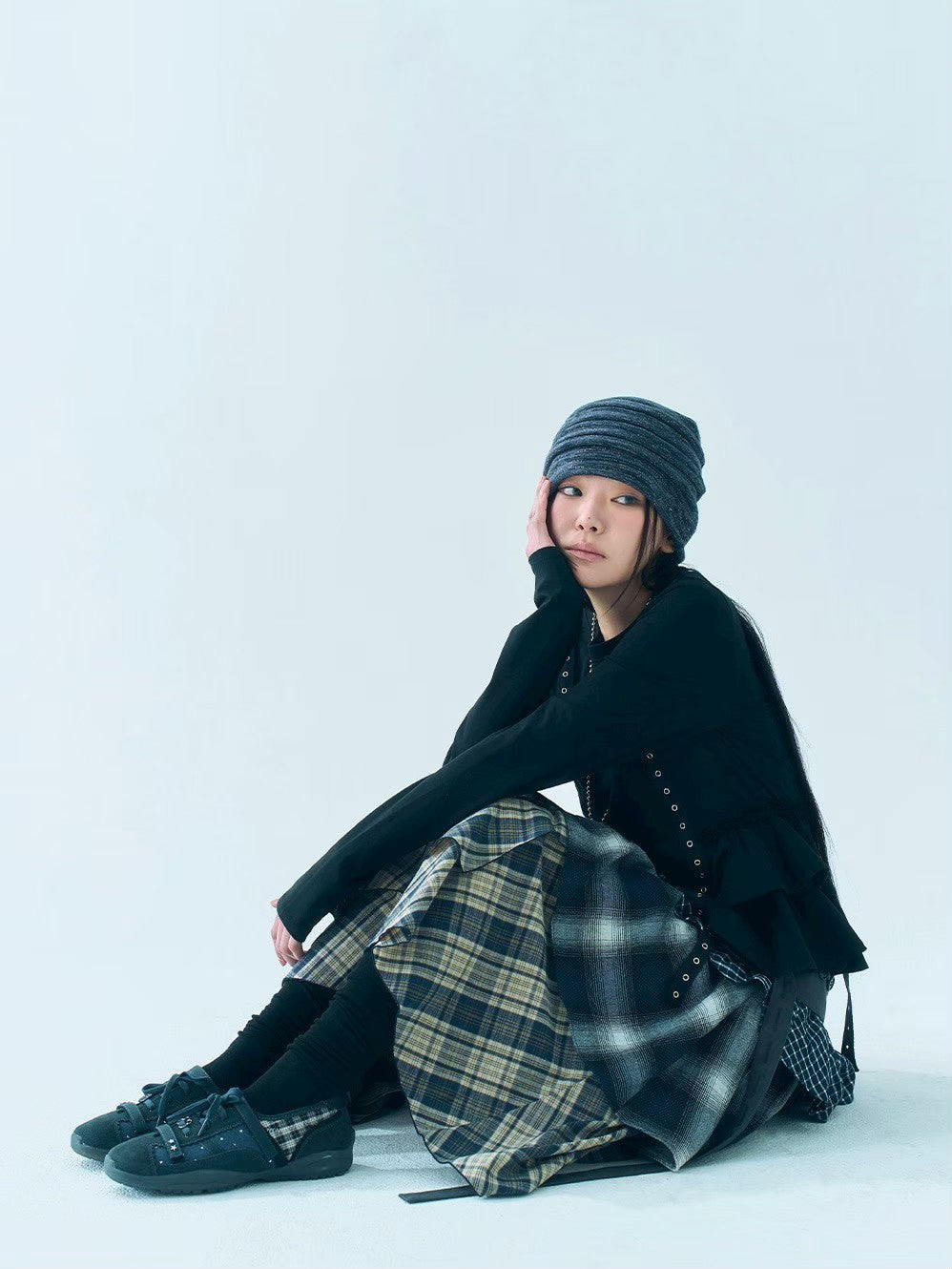【TUOMIO】STRIPE GLITTER BEANIE