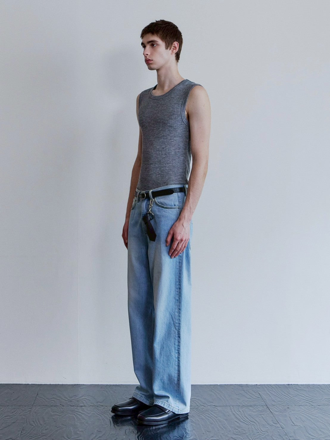 【Waviness】Fluted Ribbed Sleeveless