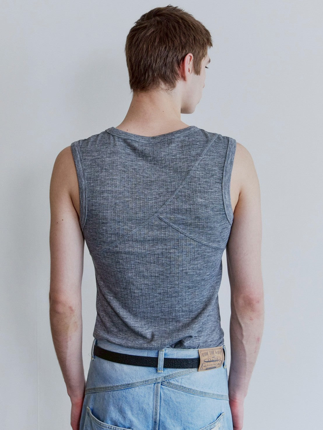 【Waviness】Fluted Ribbed Sleeveless