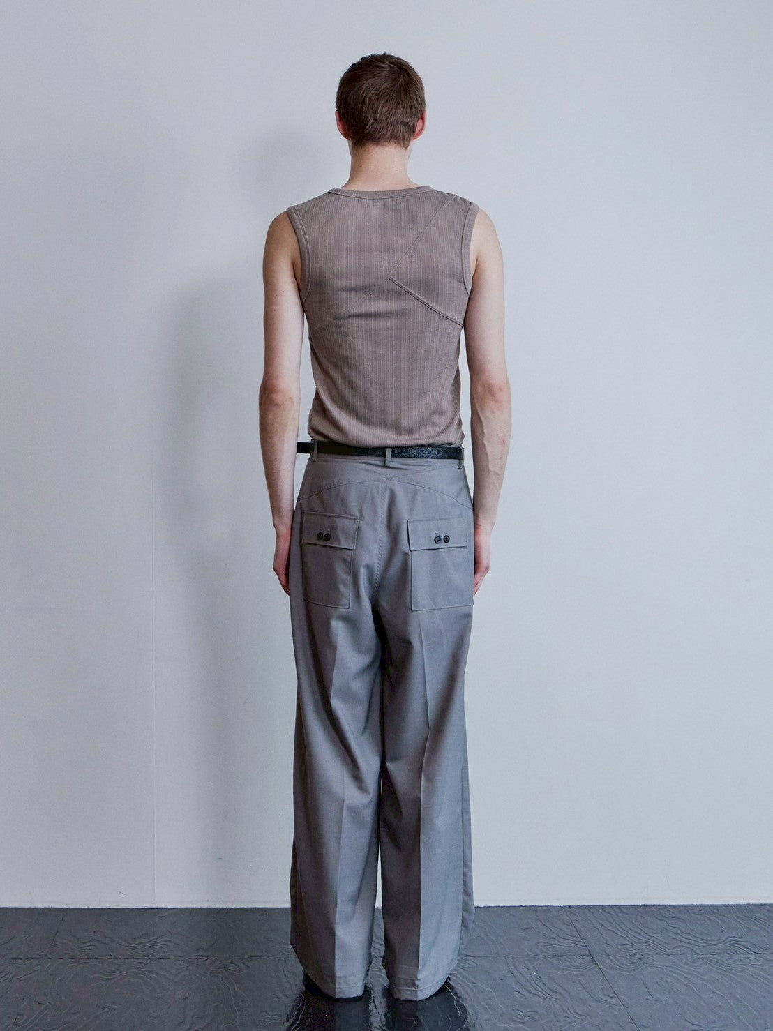 【Waviness】Fluted Ribbed Sleeveless