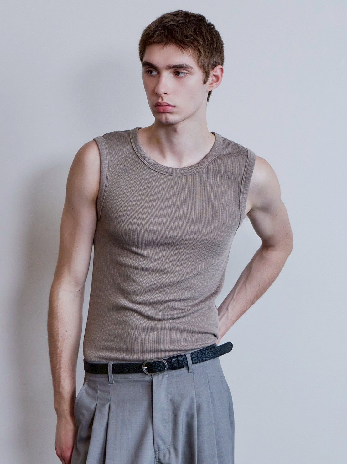 【Waviness】Fluted Ribbed Sleeveless