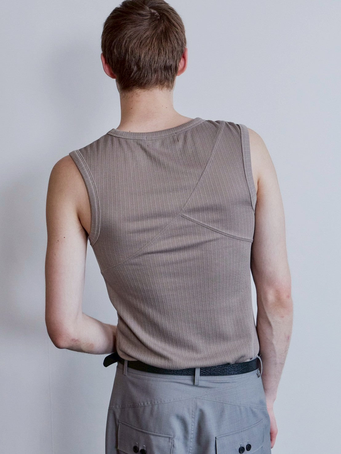 【Waviness】Fluted Ribbed Sleeveless