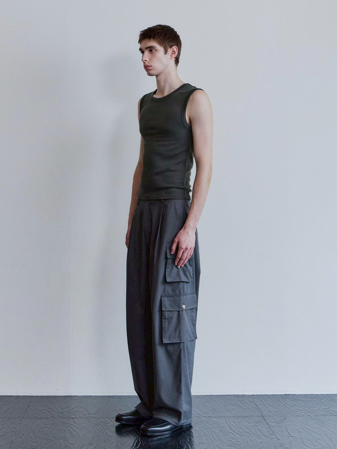 【Waviness】Fluted Ribbed Sleeveless