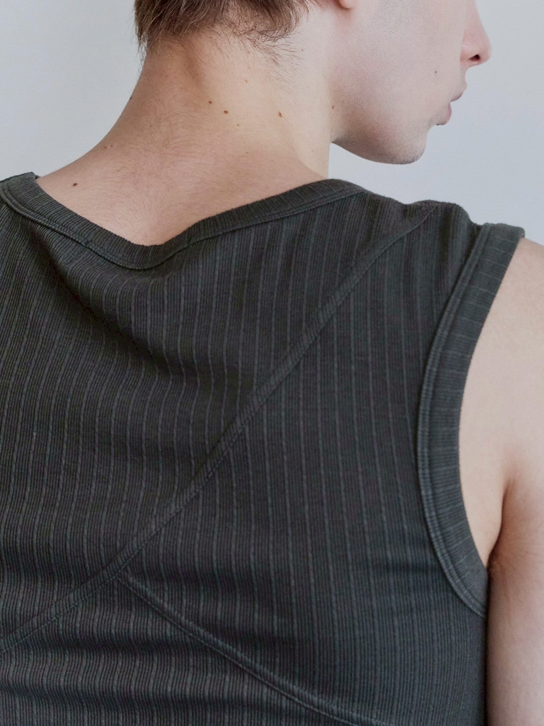 【Waviness】Fluted Ribbed Sleeveless