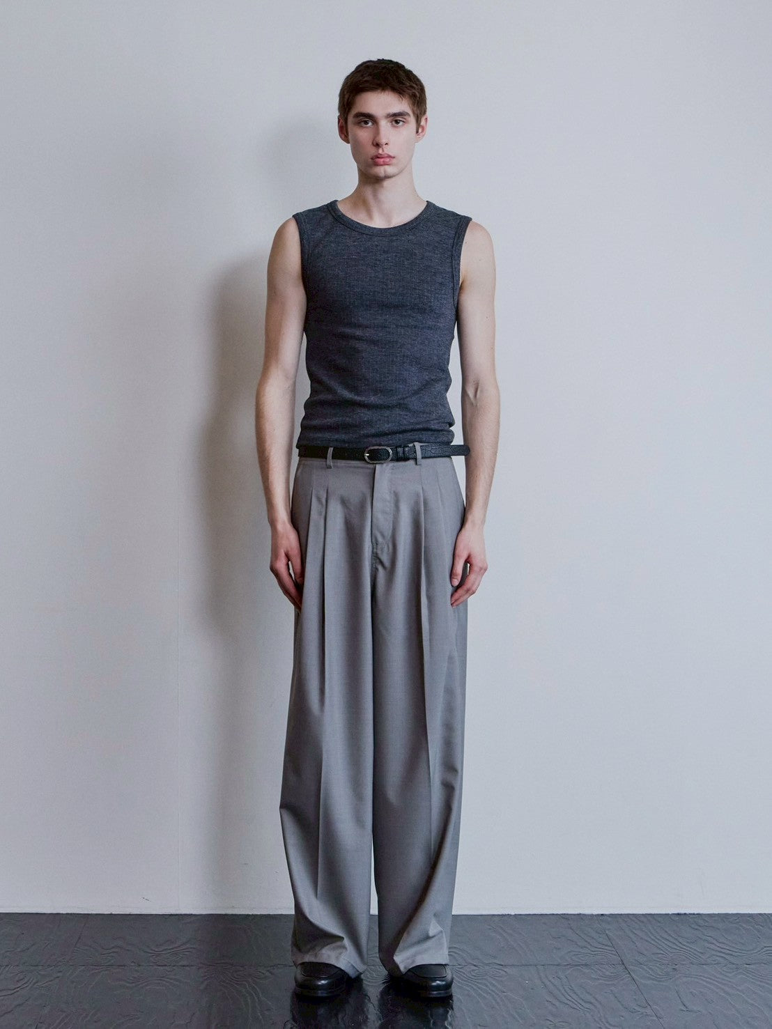 【Waviness】Fluted Ribbed Sleeveless