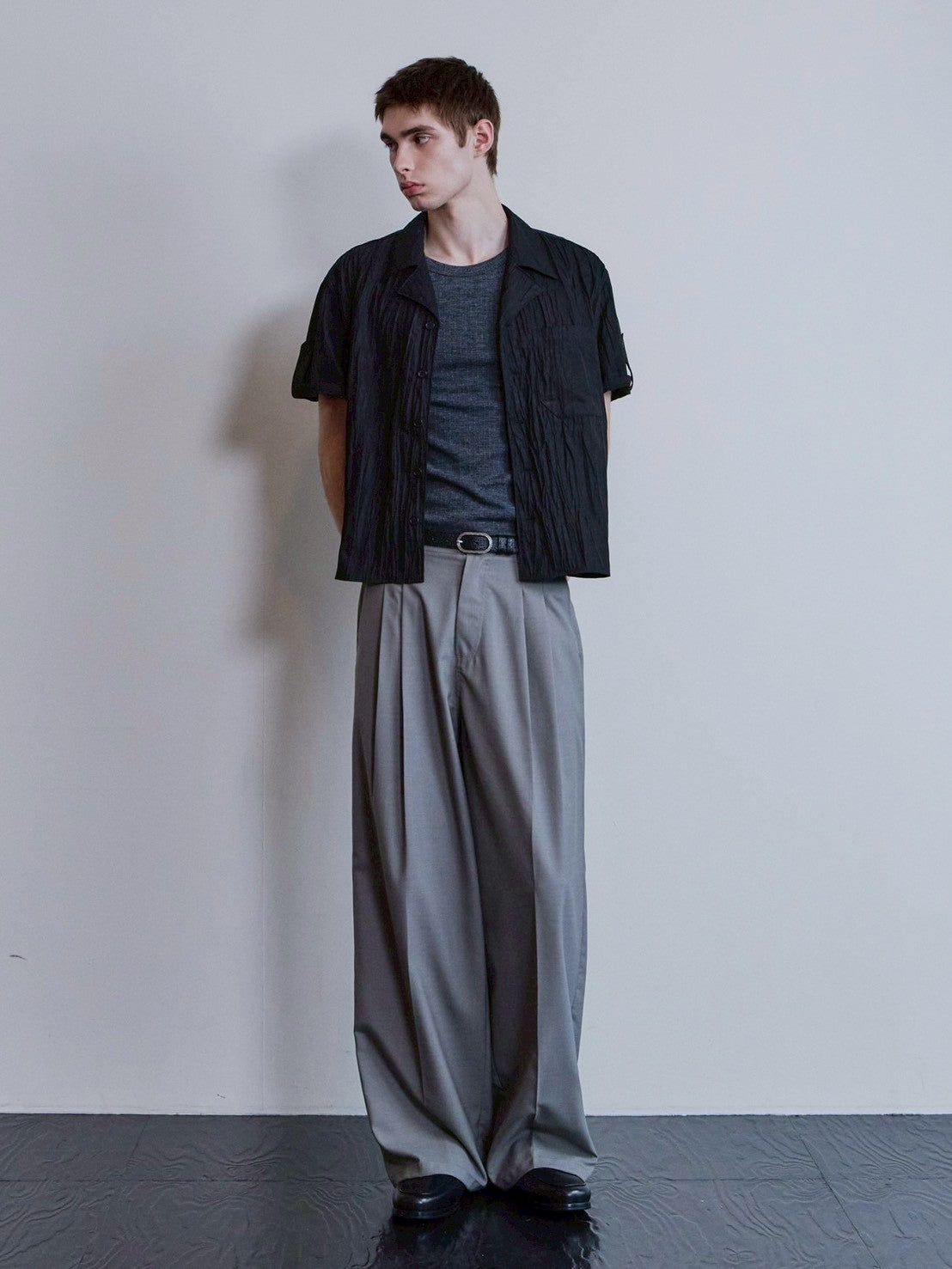 【Waviness】Creased Open Collar Half Shirt