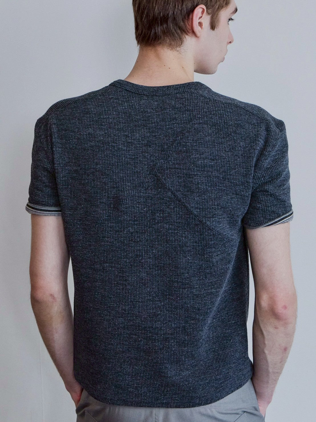 【Waviness】Ribbed Layered Henley-neck T-shirts