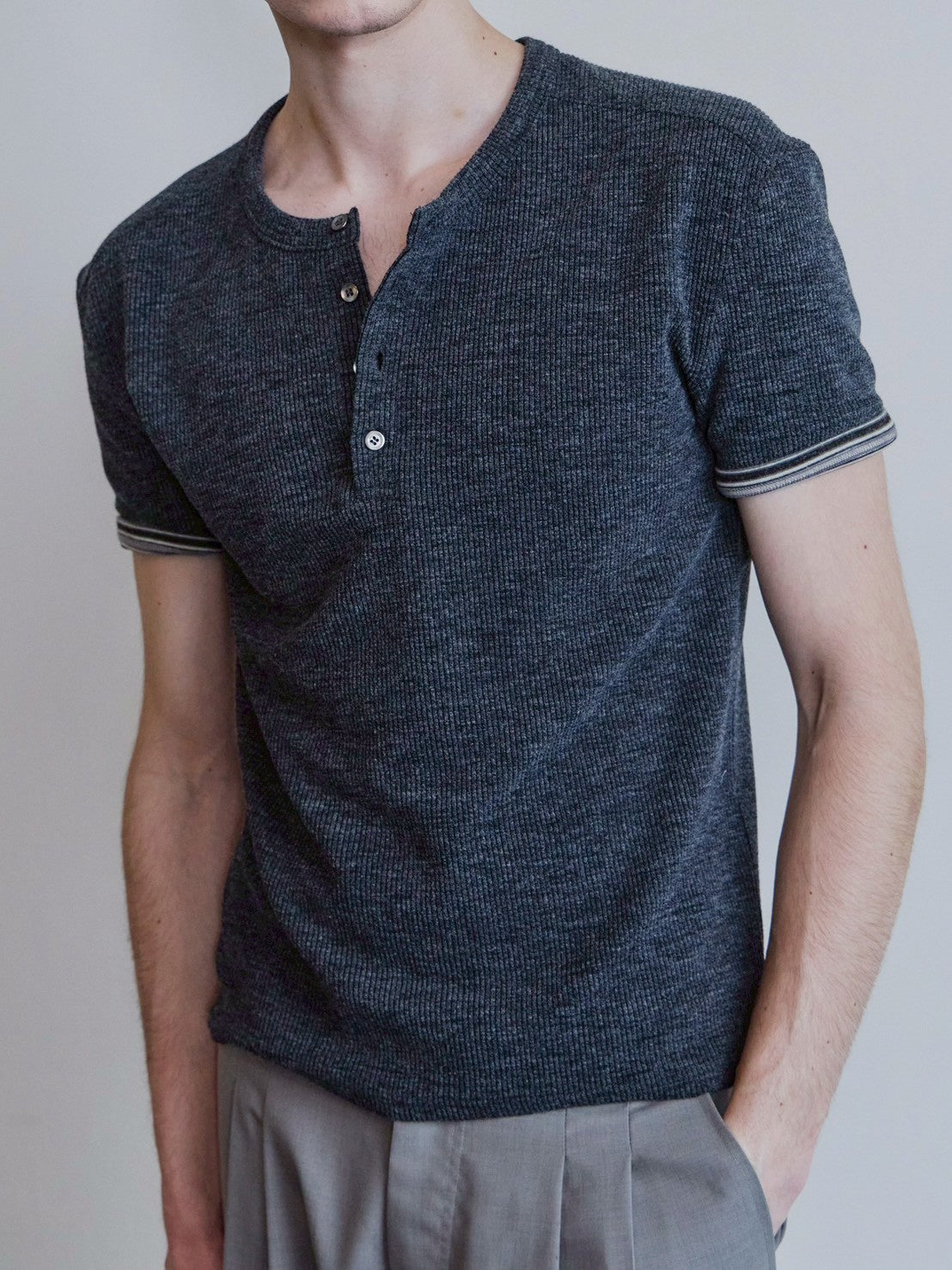 【Waviness】Ribbed Layered Henley-neck T-shirts