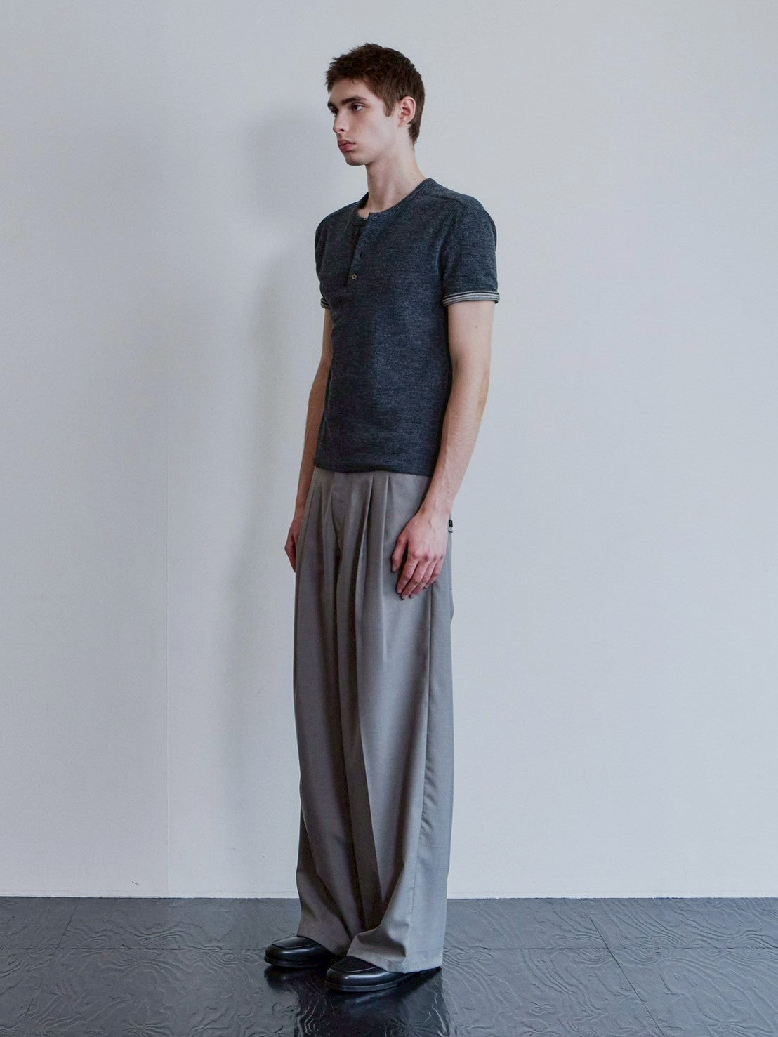【Waviness】Ribbed Layered Henley-neck T-shirts