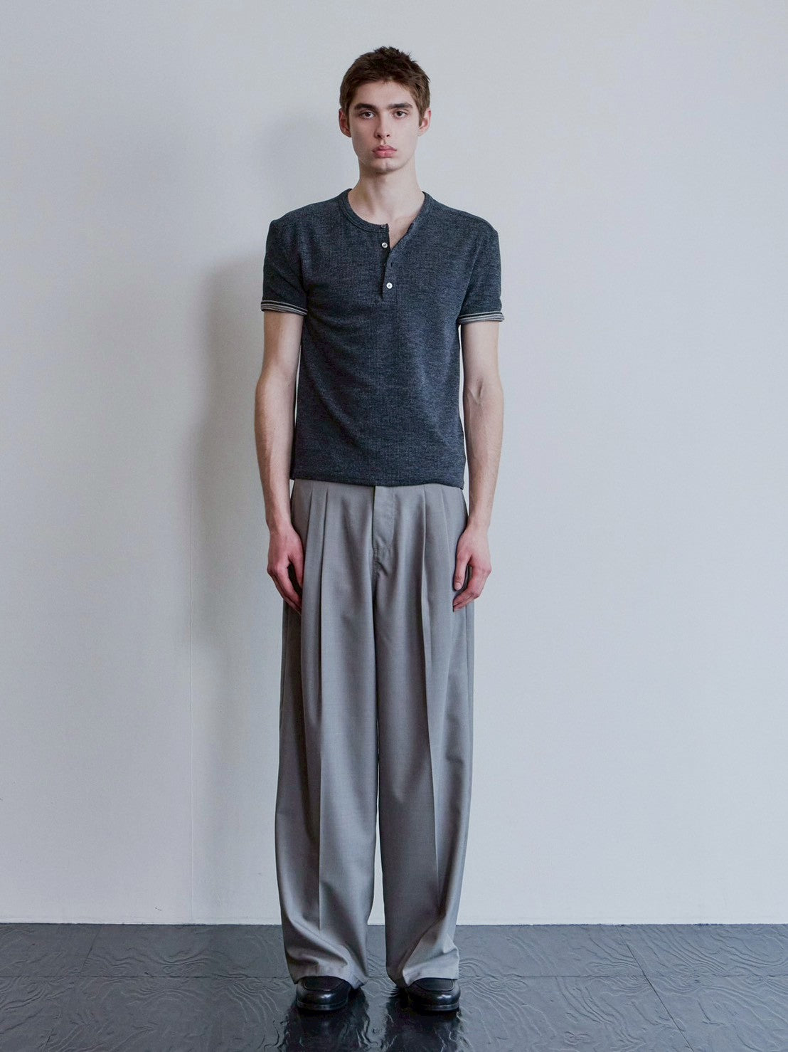 【Waviness】Ribbed Layered Henley-neck T-shirts