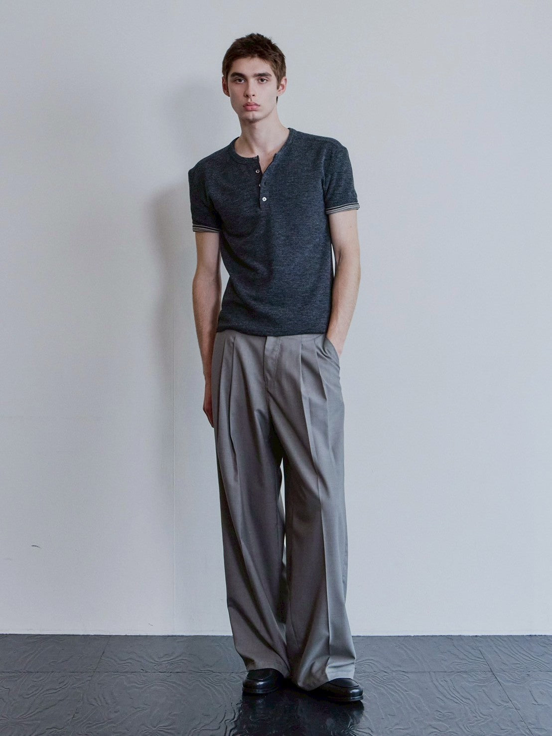 【Waviness】Ribbed Layered Henley-neck T-shirts