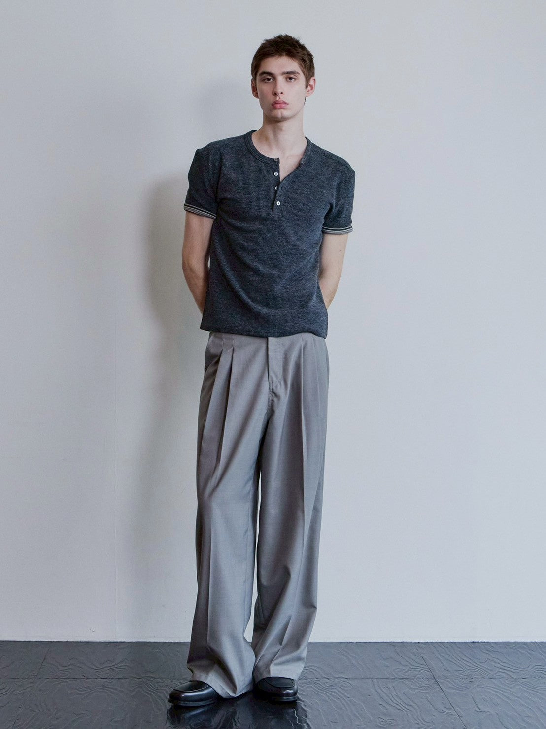 【Waviness】Ribbed Layered Henley-neck T-shirts