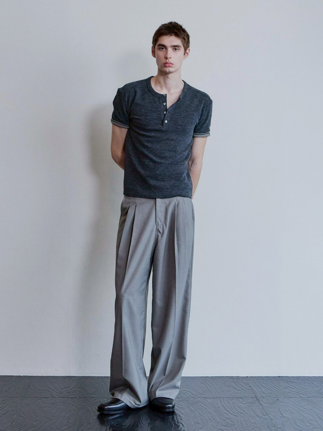 【Waviness】Ribbed Layered Henley-neck T-shirts