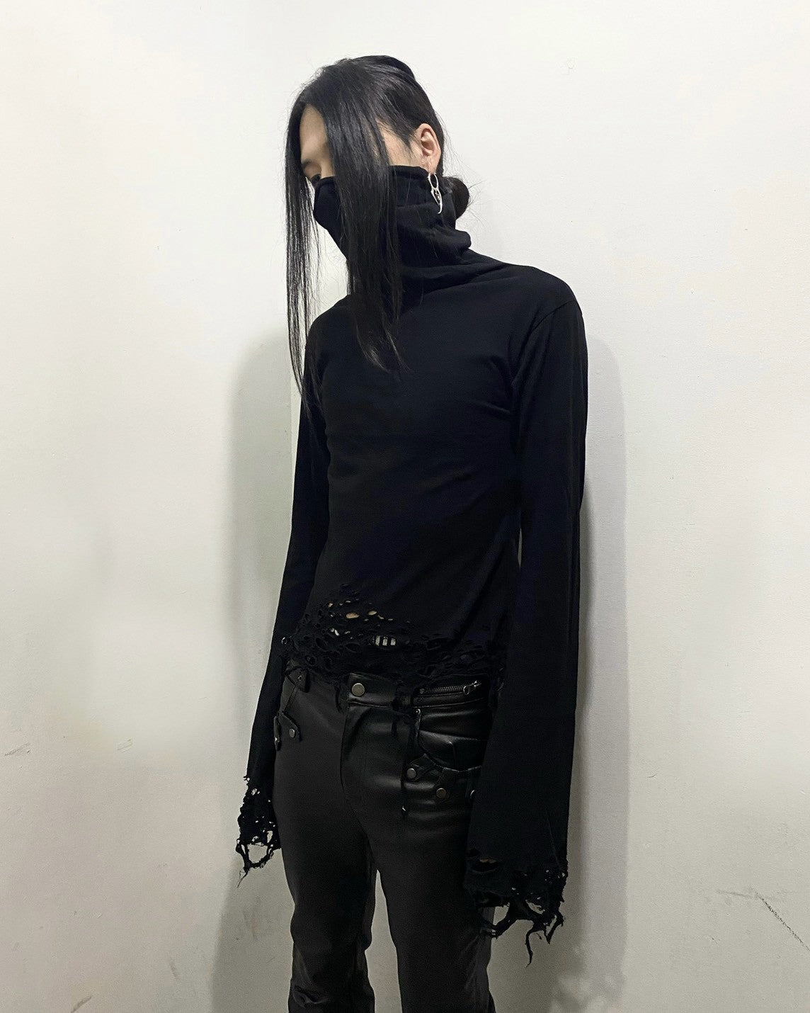 【YIKAI LABORATORY】REMAINS TURTLENECK