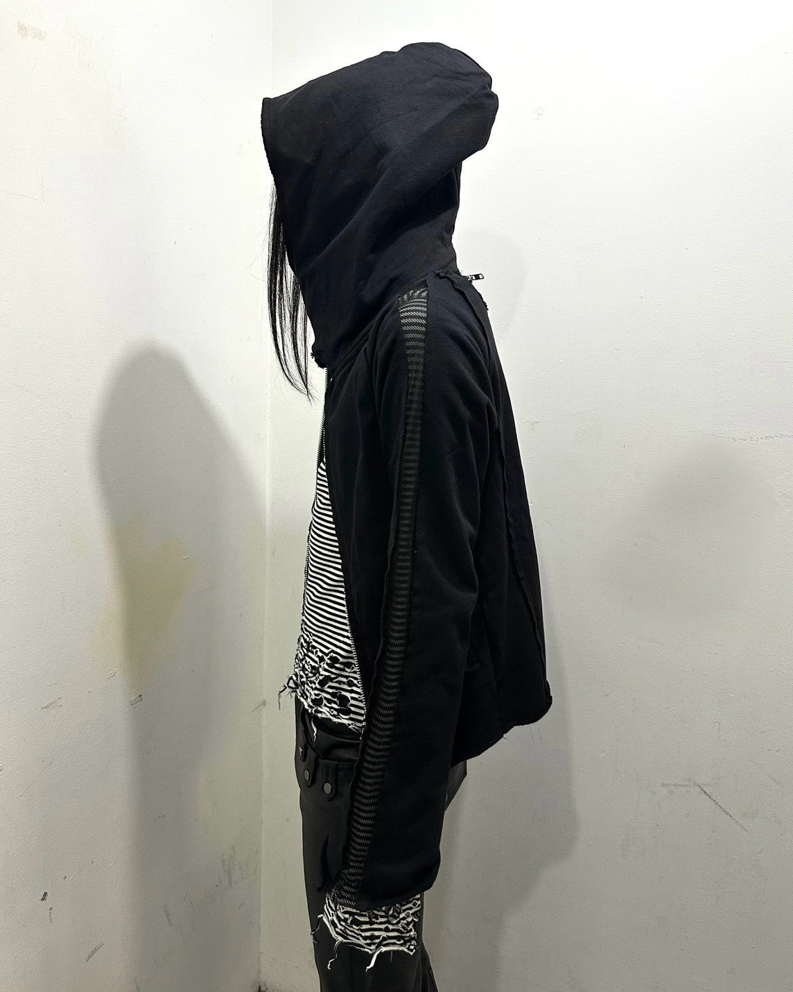 【YIKAI LABORATORY】COCOON ASYMMETRIC ZIPPER HOODIE