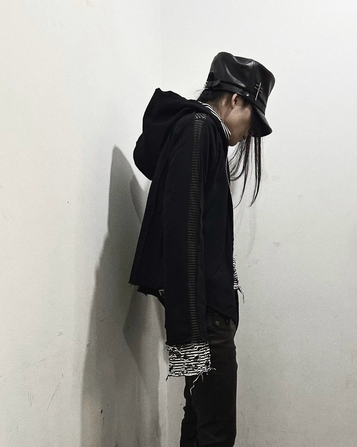 【YIKAI LABORATORY】COCOON ASYMMETRIC ZIPPER HOODIE