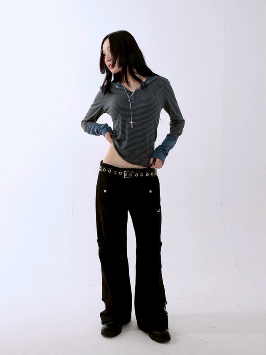【runningHIGH】STRIPE BUTTON SLIM HOODIE