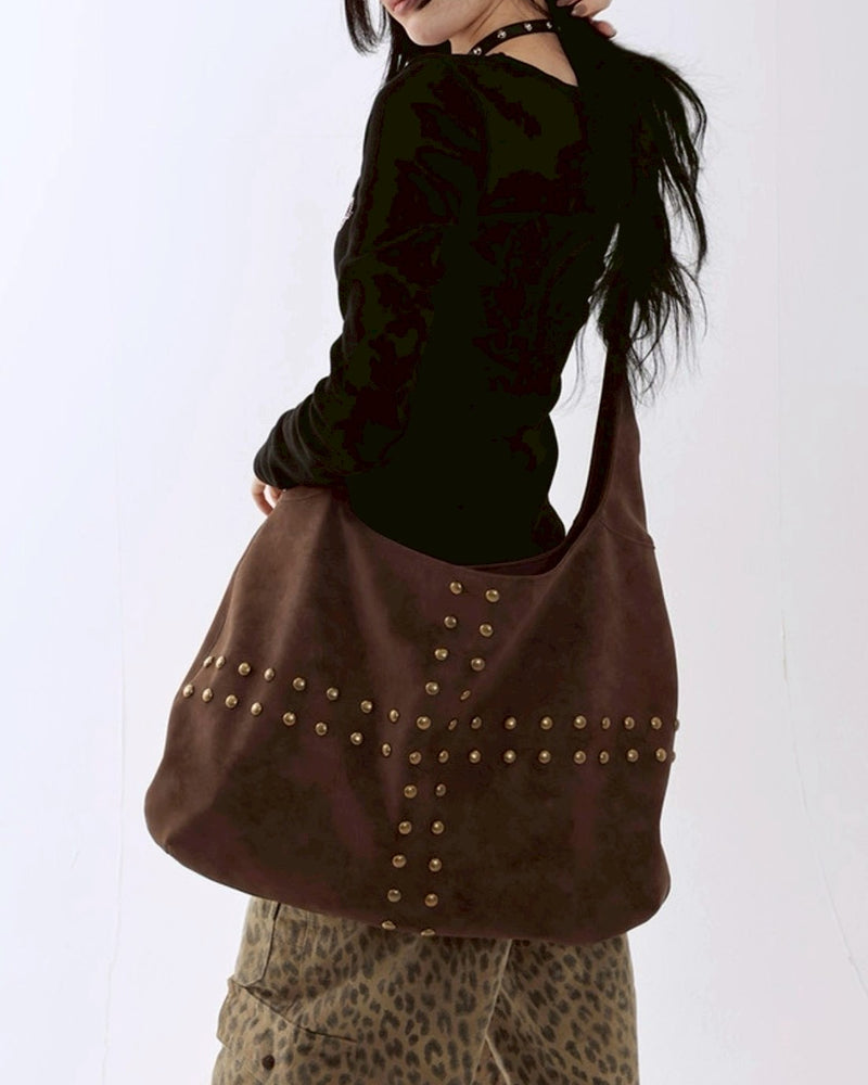 【runningHIGH】STUDDED NUBUCK MESSENGER BAG