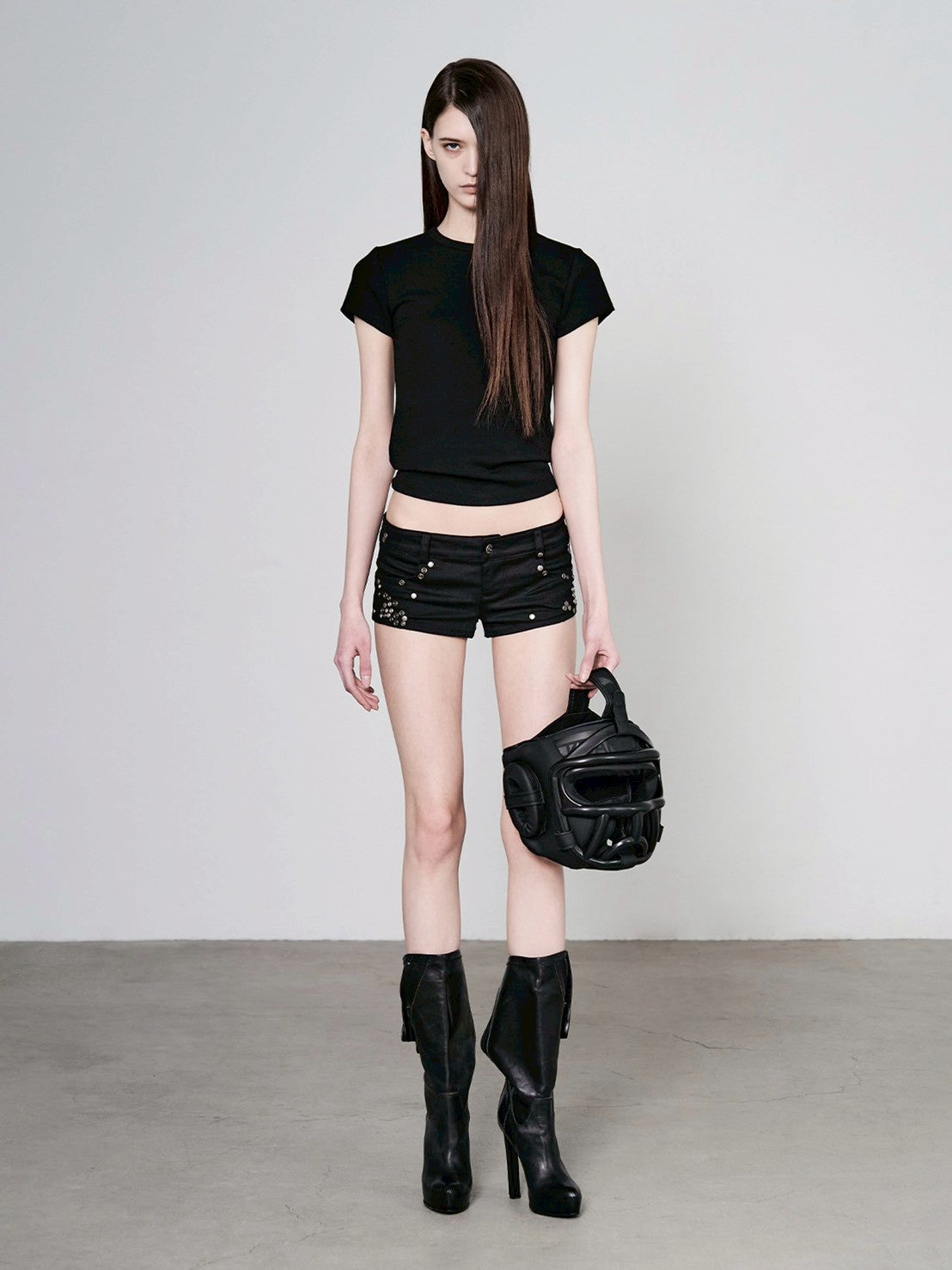 【bonnae】Studded shorts