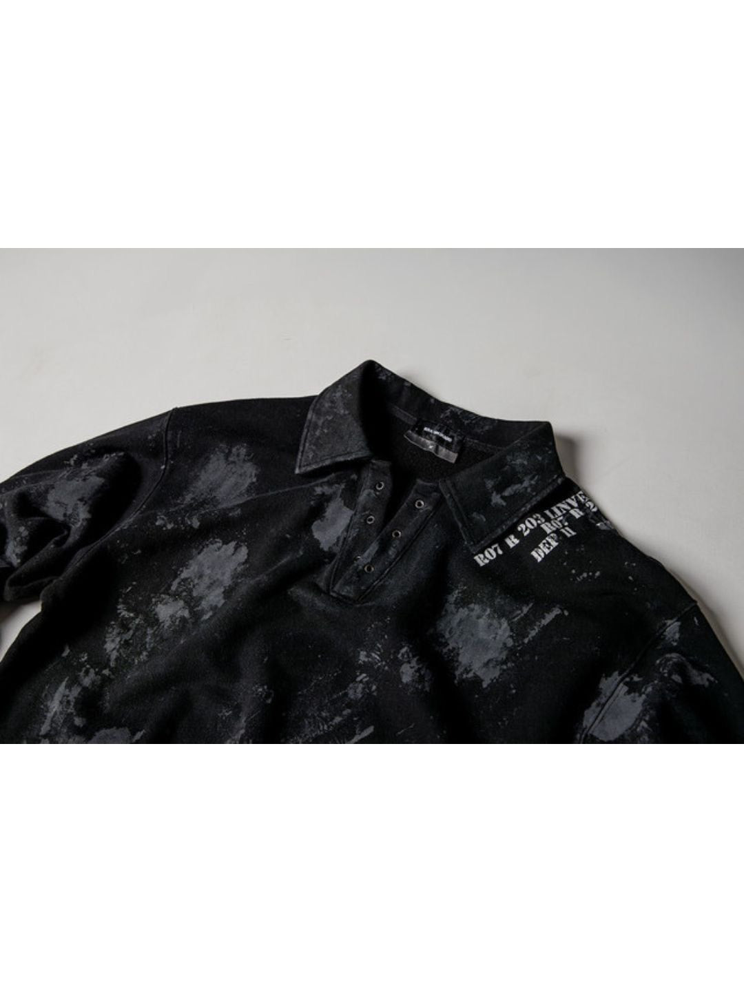 【roaringrad】Dirty Polo Sweatshirt