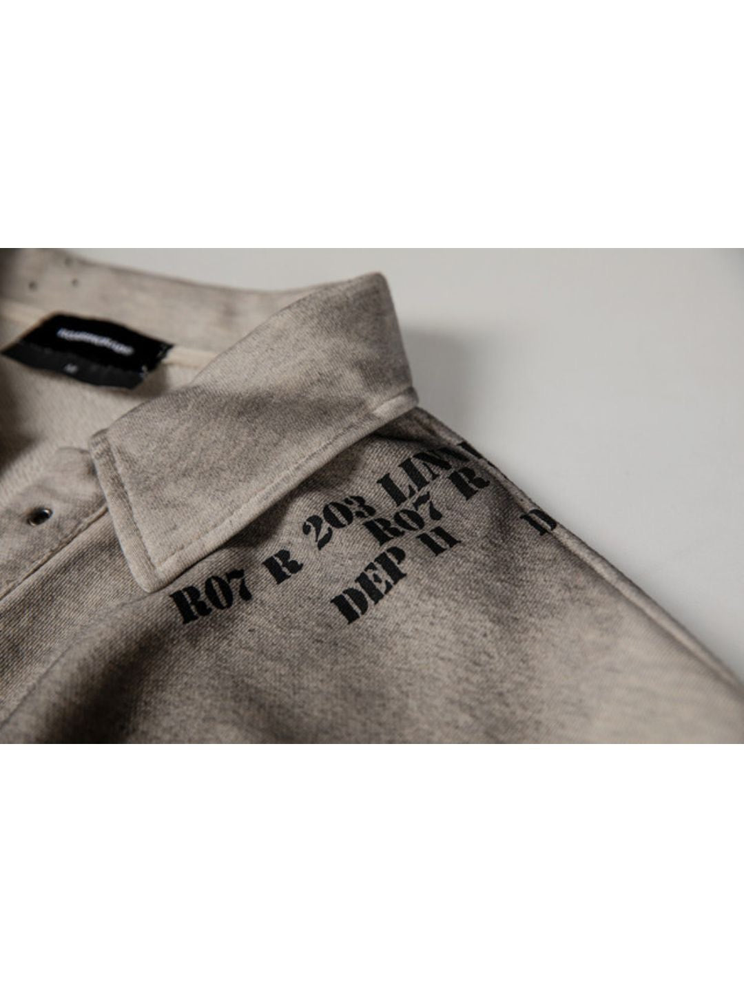 【roaringrad】Dirty Polo Sweatshirt