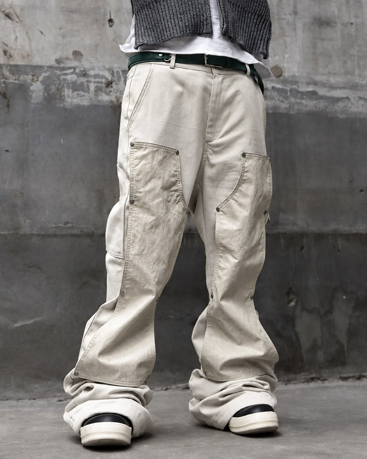 【roaringrad】Double Knee Carpenter Flared Pants