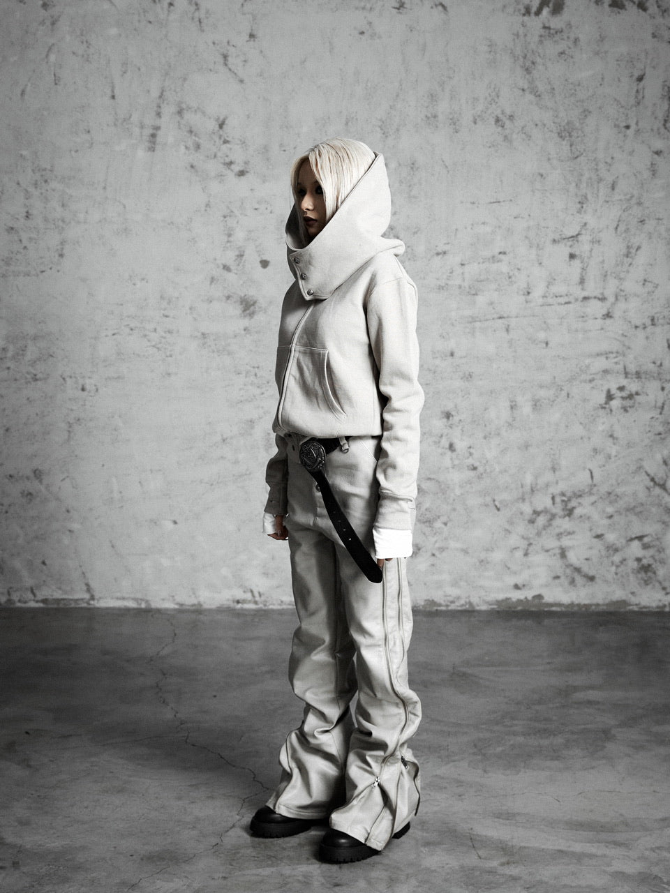 【Rosen Kreuz】GUARD NECK ZIP HOODIE
