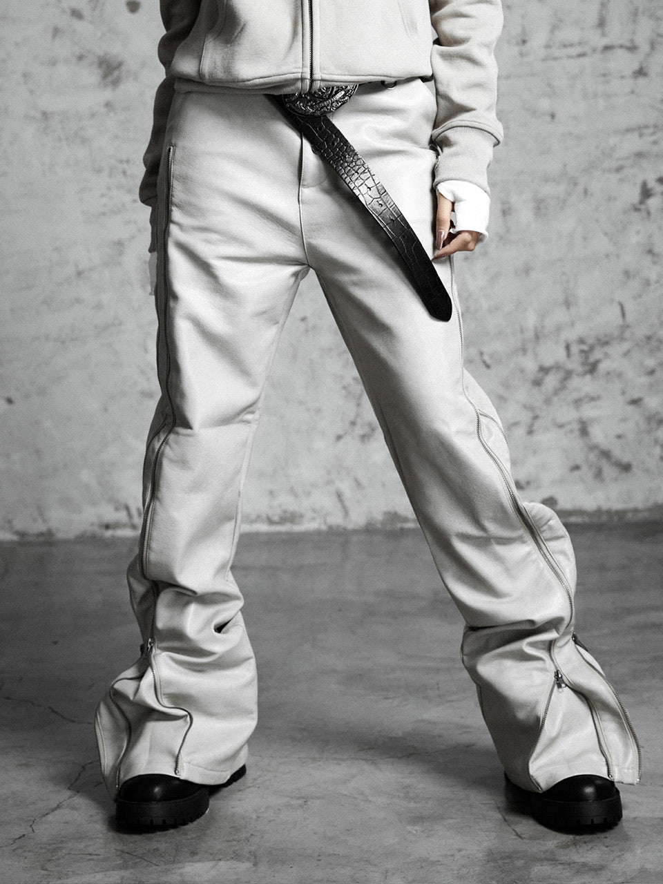 【Rosen Kreuz】MULTI-ZIP GUARD LEATHER PANTS