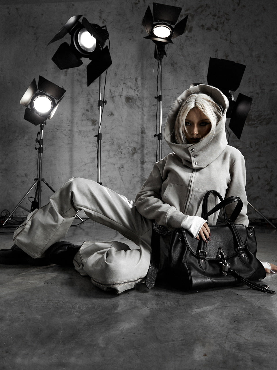 【Rosen Kreuz】GUARD NECK ZIP HOODIE