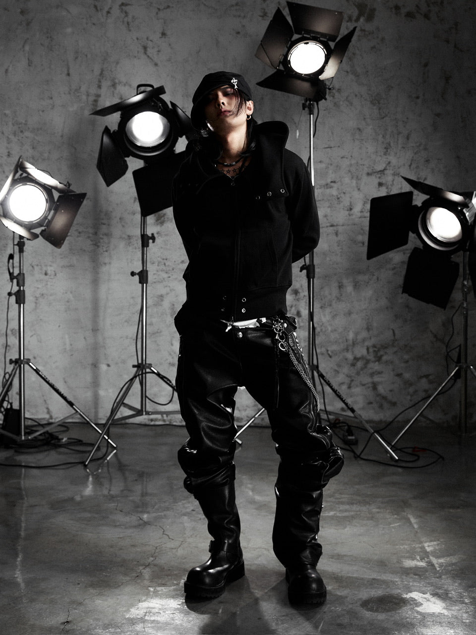 【Rosen Kreuz】GUARD NECK ZIP HOODIE