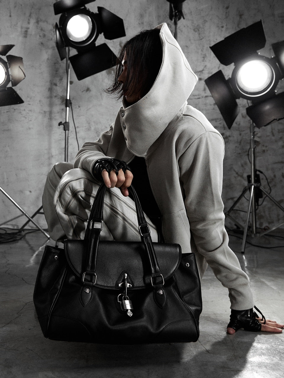 【Rosen Kreuz】GUARD NECK ZIP HOODIE