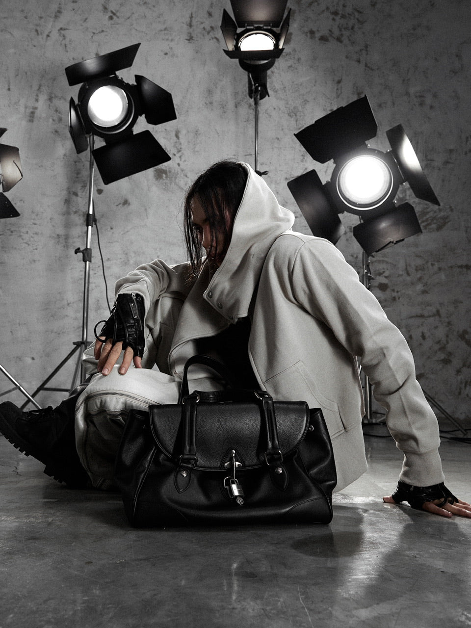 【Rosen Kreuz】GUARD NECK ZIP HOODIE
