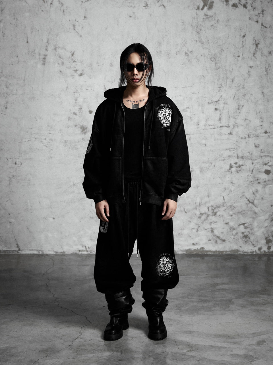 【Rosen Kreuz】COATED SHIELD ZIP UP HOODIE